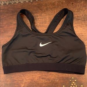Sports bra